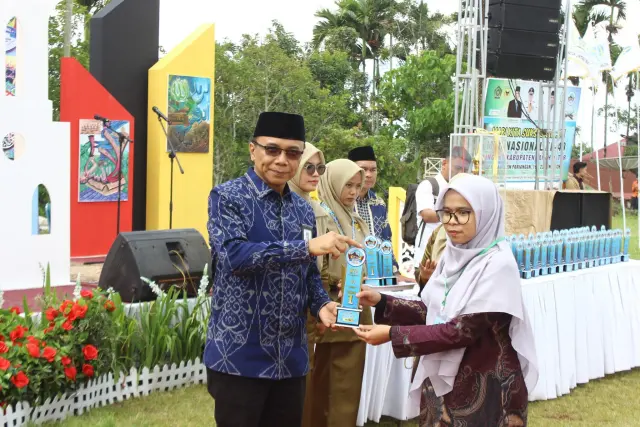 Penutupan MTQ Nasional k...
