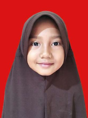 NAZIFA QONITA